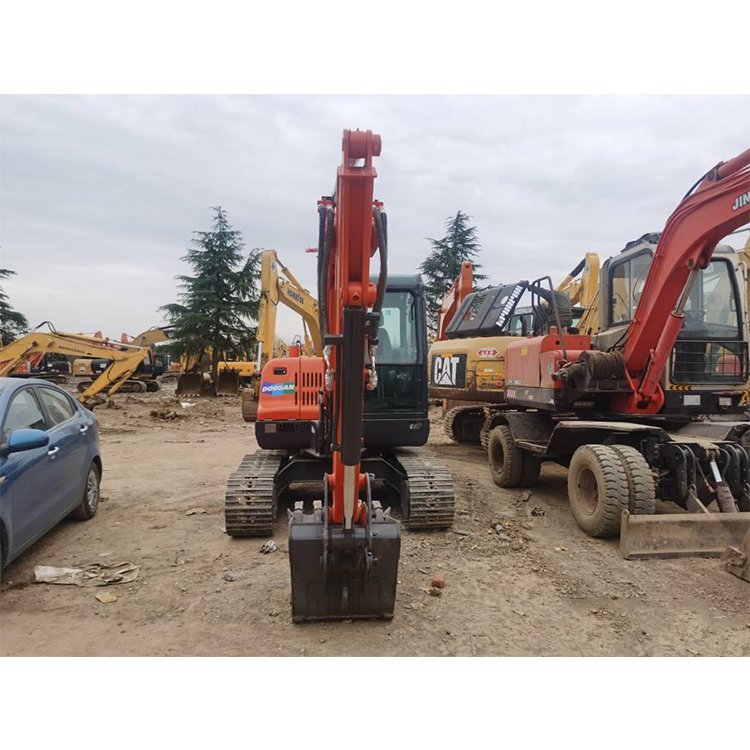 Used  DOOSAN DX60-9C